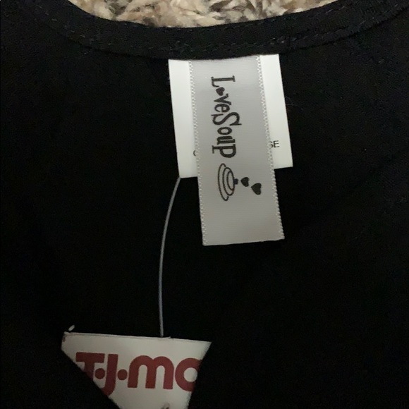 Women’s Xs black v-neck dress NWT! - Picture 2 of 5